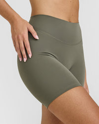 SoftMotion Cycling Shorts 8" | Alpine Green