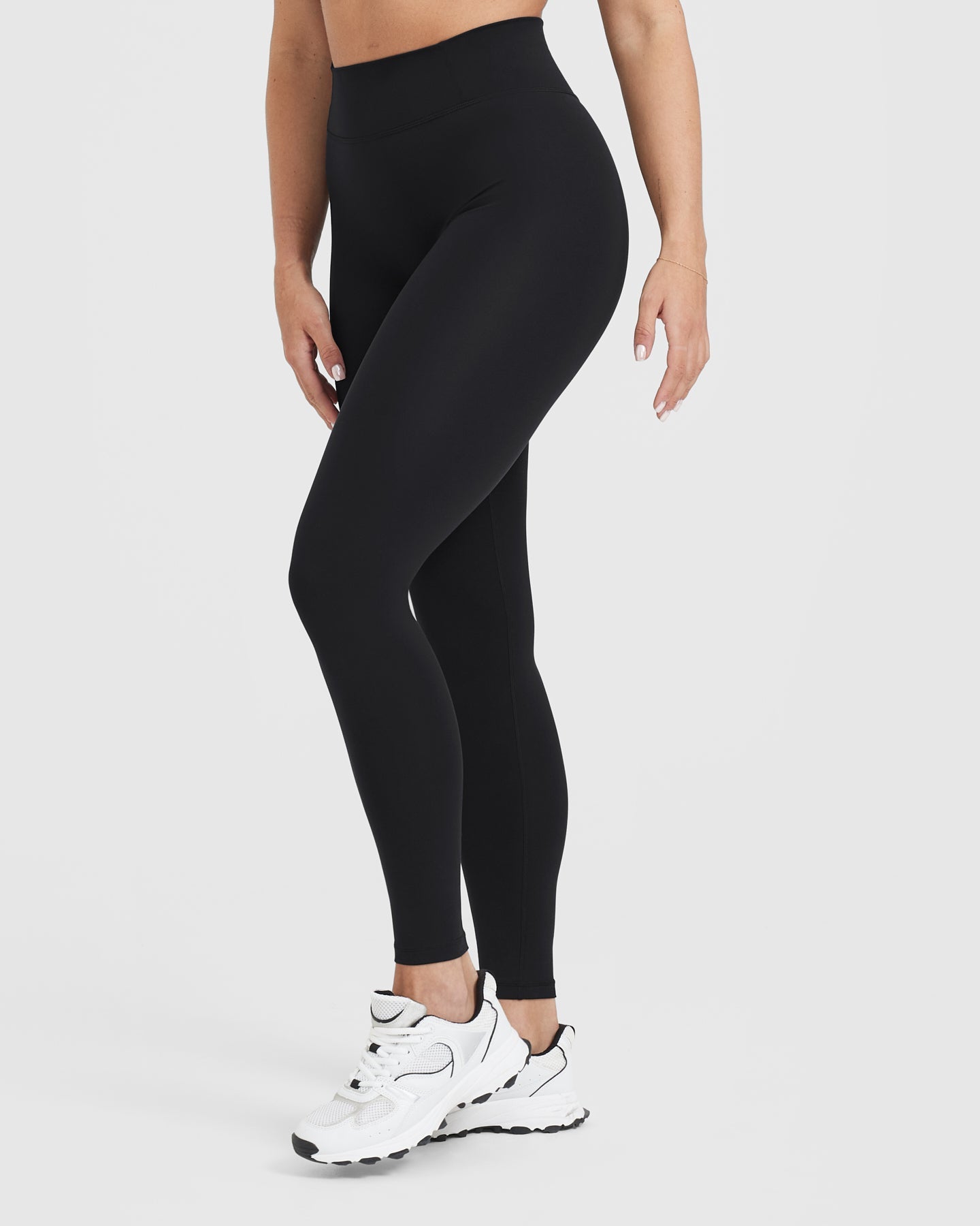 fabletics high waisted seamless classic leggings black size SMALL